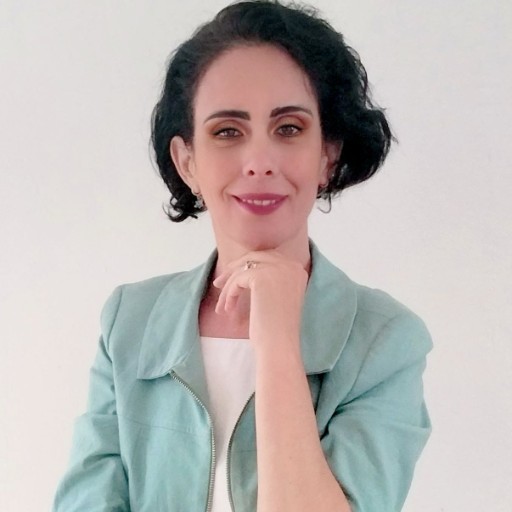 Foto de CINTIA DE OLIVEIRA FERREIRA SANADA, fisioterapeuta em Itapetininga