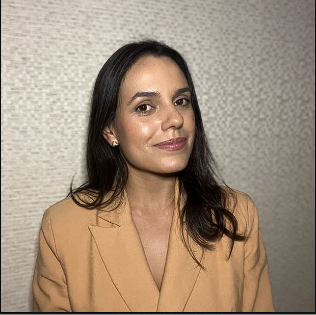 Foto de Jennifer Ferreira, fisioterapeuta em São Paulo