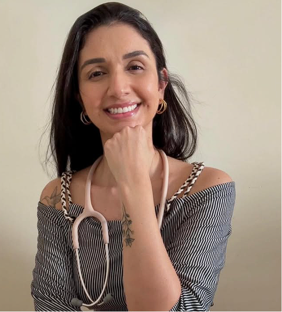 Foto de Larissa, fisioterapeuta em São Paulo