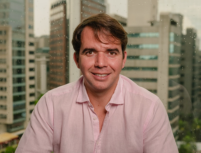 Foto de Andre Balero, fisioterapeuta em São Paulo
