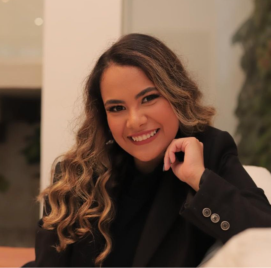 Foto de Kamila Ambrozio, fisioterapeuta em São Paulo